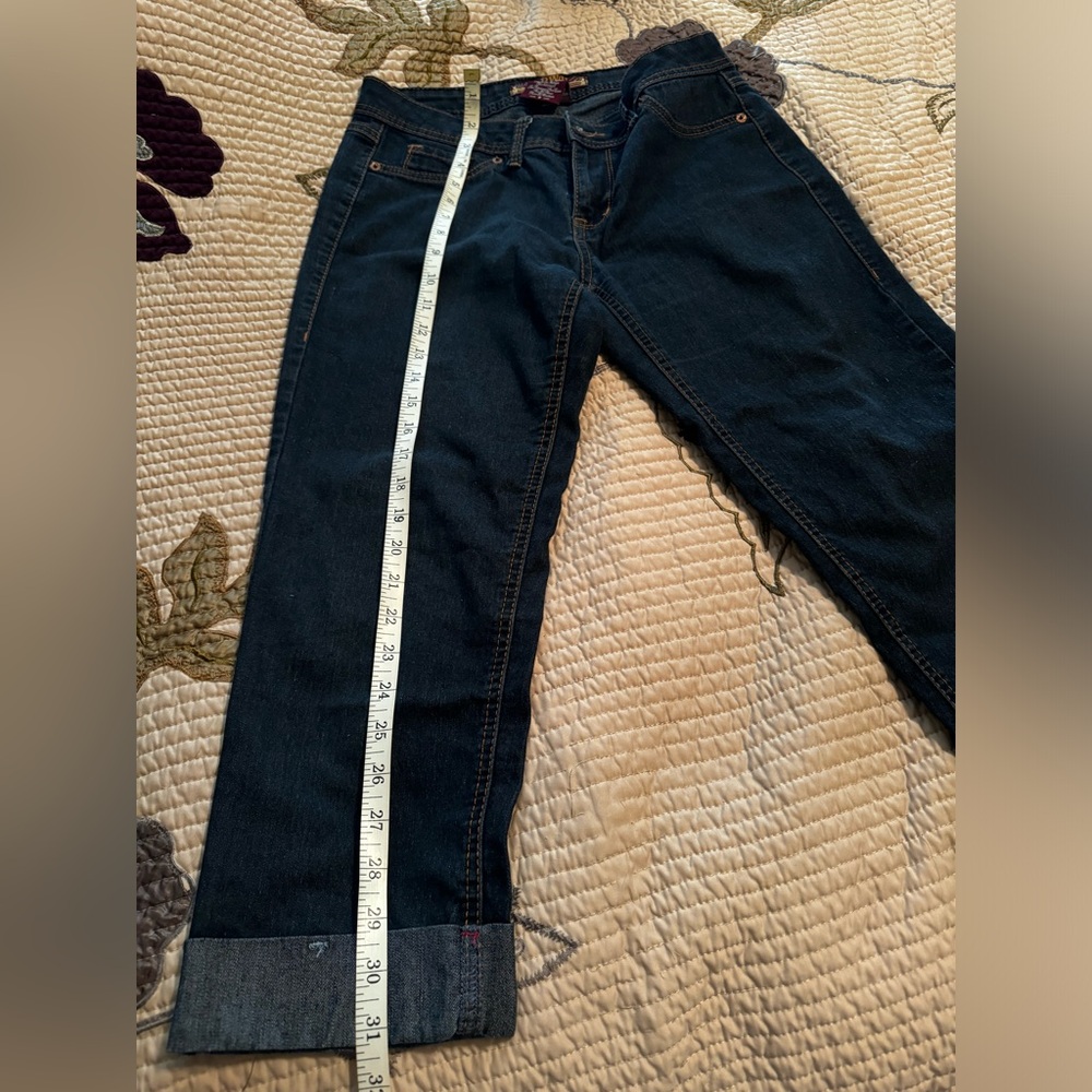 2 BWU Capris. Great condition. SIZE 9